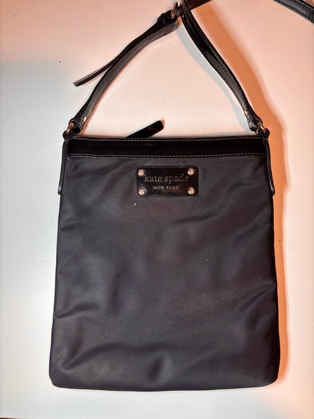 Kate Spade New York Victoria Basic Nylon Crossbody Bag